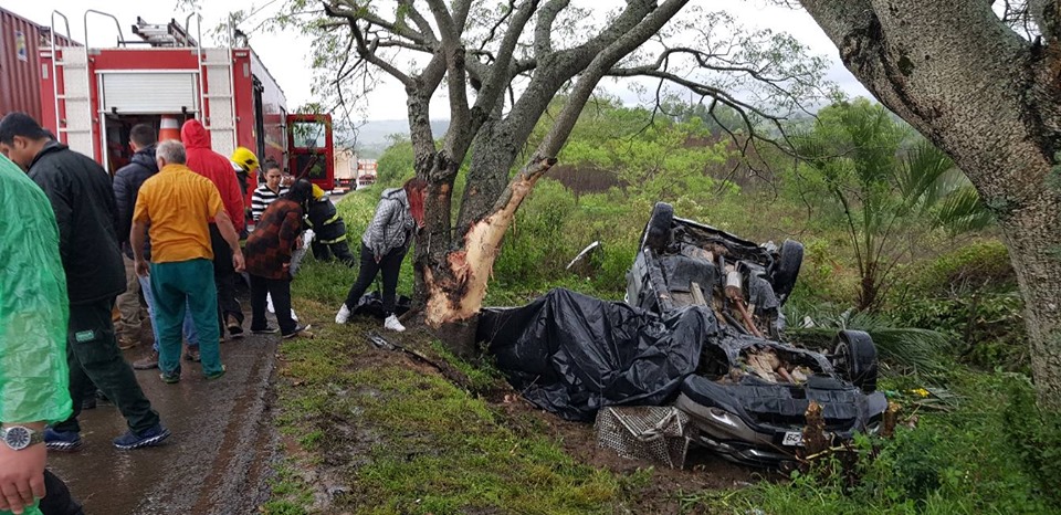 Acidente na BR -392 em São Sepé deixa duas pessoas feridas