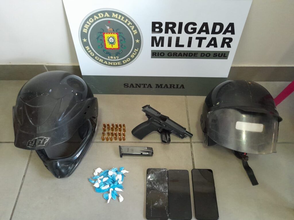 Brigada Militar prende trio com arma e drogas e evita ato criminoso em Santa Maria