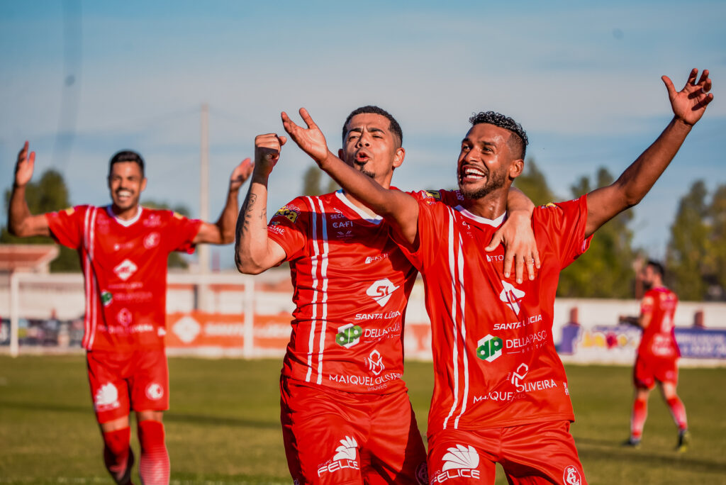 Inter-SM vence São Gabriel por 1 a 0 pela Divisão de Acesso