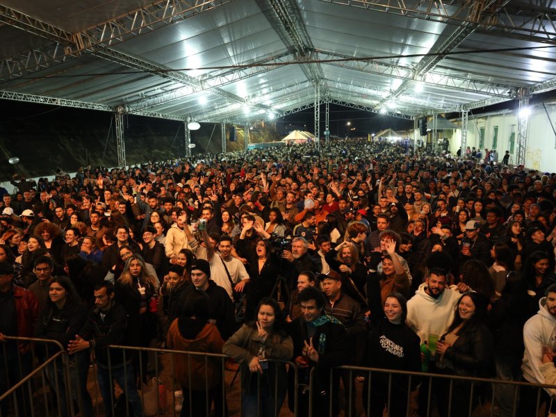 Primeira noite de Calourada de Inverno recebe público de 12 mil pessoas na Gare