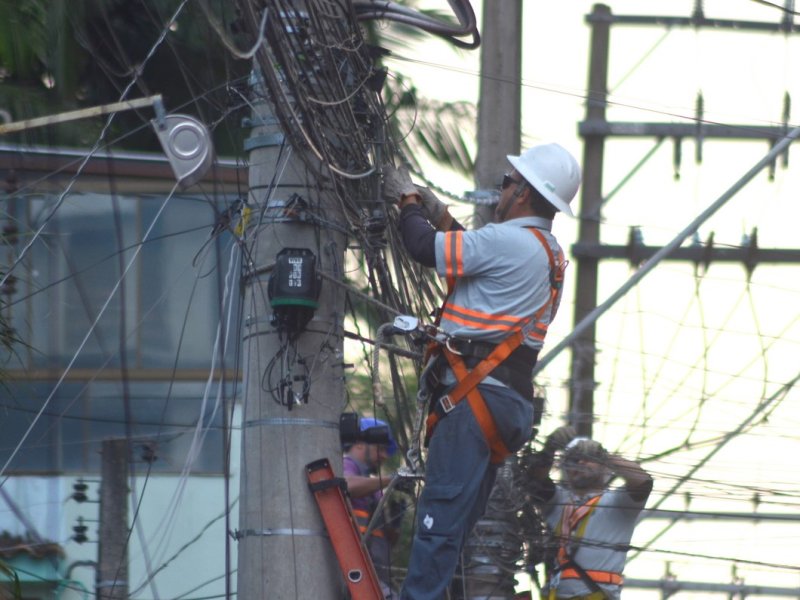 Prefeitura informa que retirada de fios em desuso na Rua Venâncio Aires ocorrerá no próximo dia 12