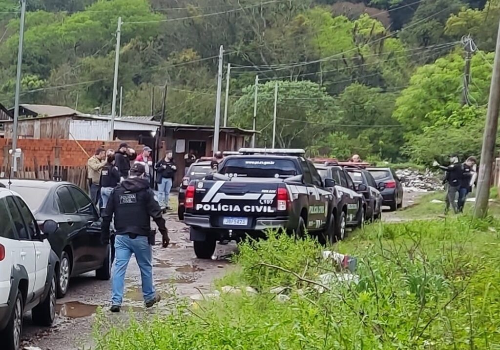 Polícia Civil de Santa Maria prende suspeitos de crime de homicídio na cidade