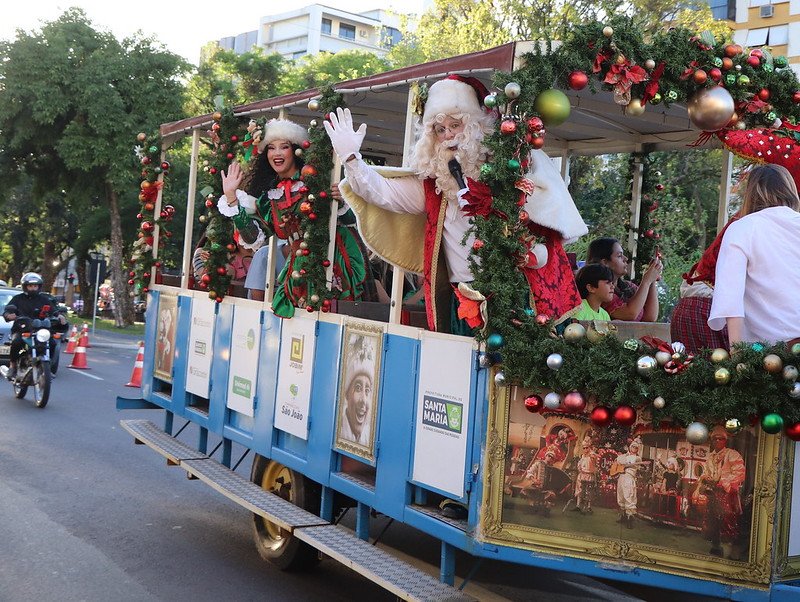 Viva o Natal 2023 chega aos últimos dias com atrações artísticas no Centro e em distritos de Santa Maria