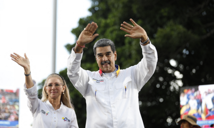 Maduro antecipa Natal para 1º de outubro na Venezuela