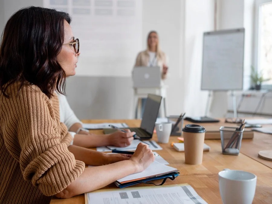 Sine começa a semana com mais de 5 mil vagas de emprego abertas no Estado