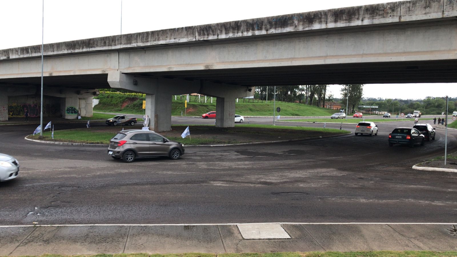 DNIT alerta para bloqueios na rotatória do viaduto da BR-158, em Santa Maria, neste sábado (28) e domingo (29)