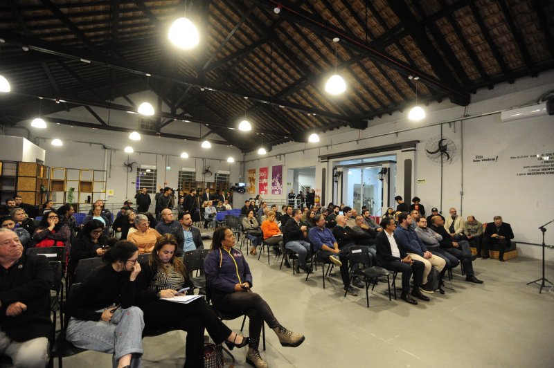 Audiência pública promovida pela Prefeitura reúne a comunidade para ouvir anseios sobre concessão da Gare