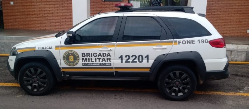 Homem com mandado de prisão em aberto é preso no Bairro KM 3