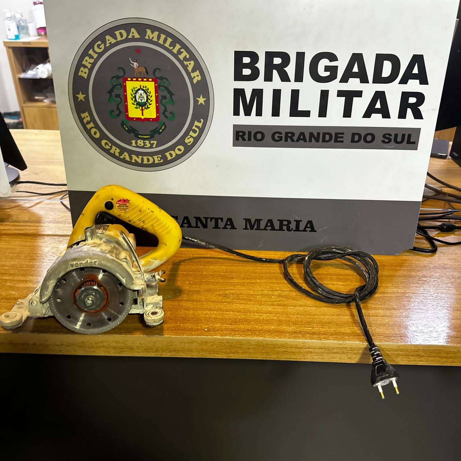 Homem é preso por furto qualificado no Bairro Noal