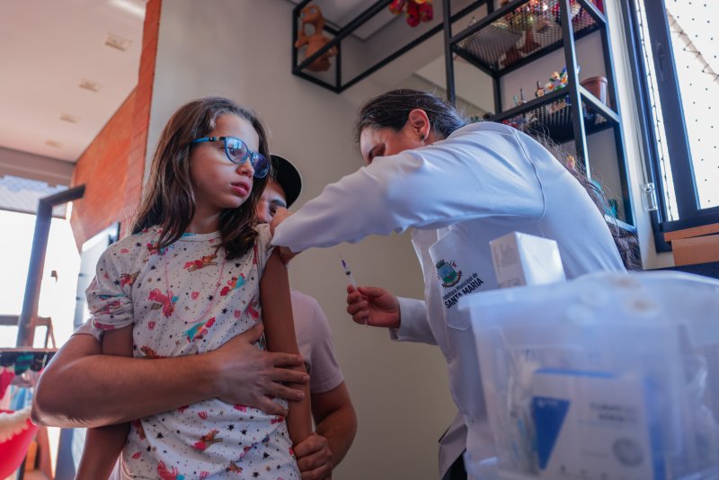 Prefeitura amplia a vacinação domiciliar para o atendimento de autistas em Santa Maria