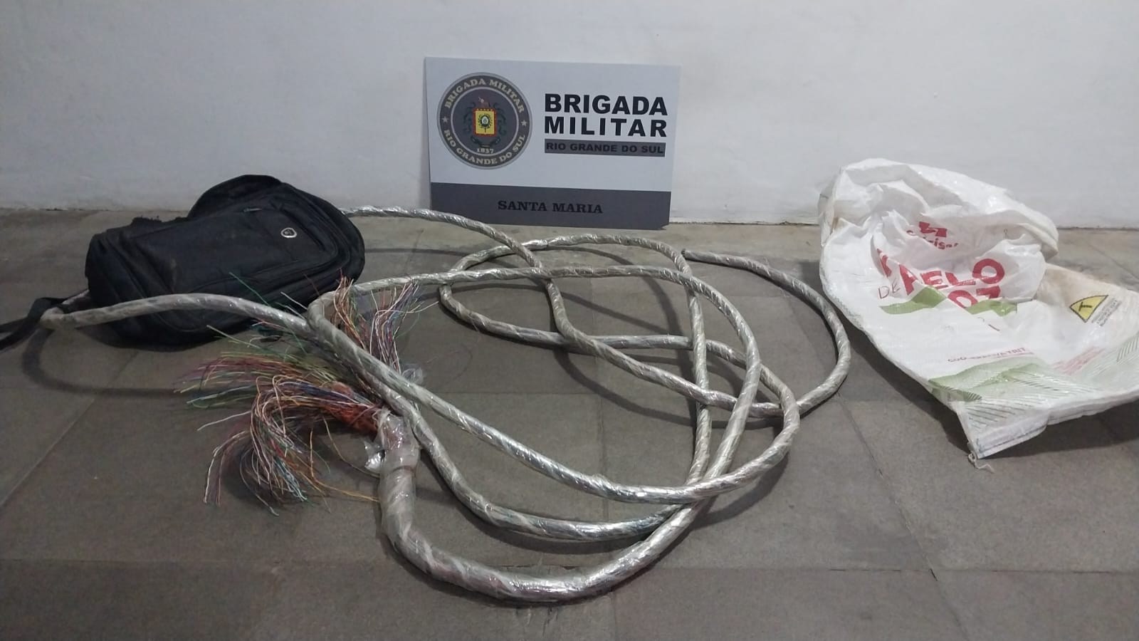 Homem é preso por furto de fios e cabos no Bairro Rosário