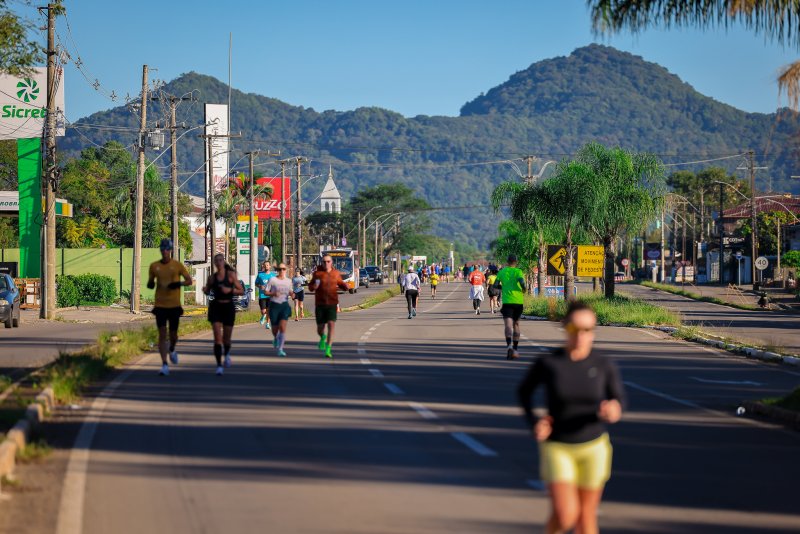 Avenida Prefeito Evandro Behr terá trecho fechado para veículos no próximo domingo para atividades de lazer e esporte