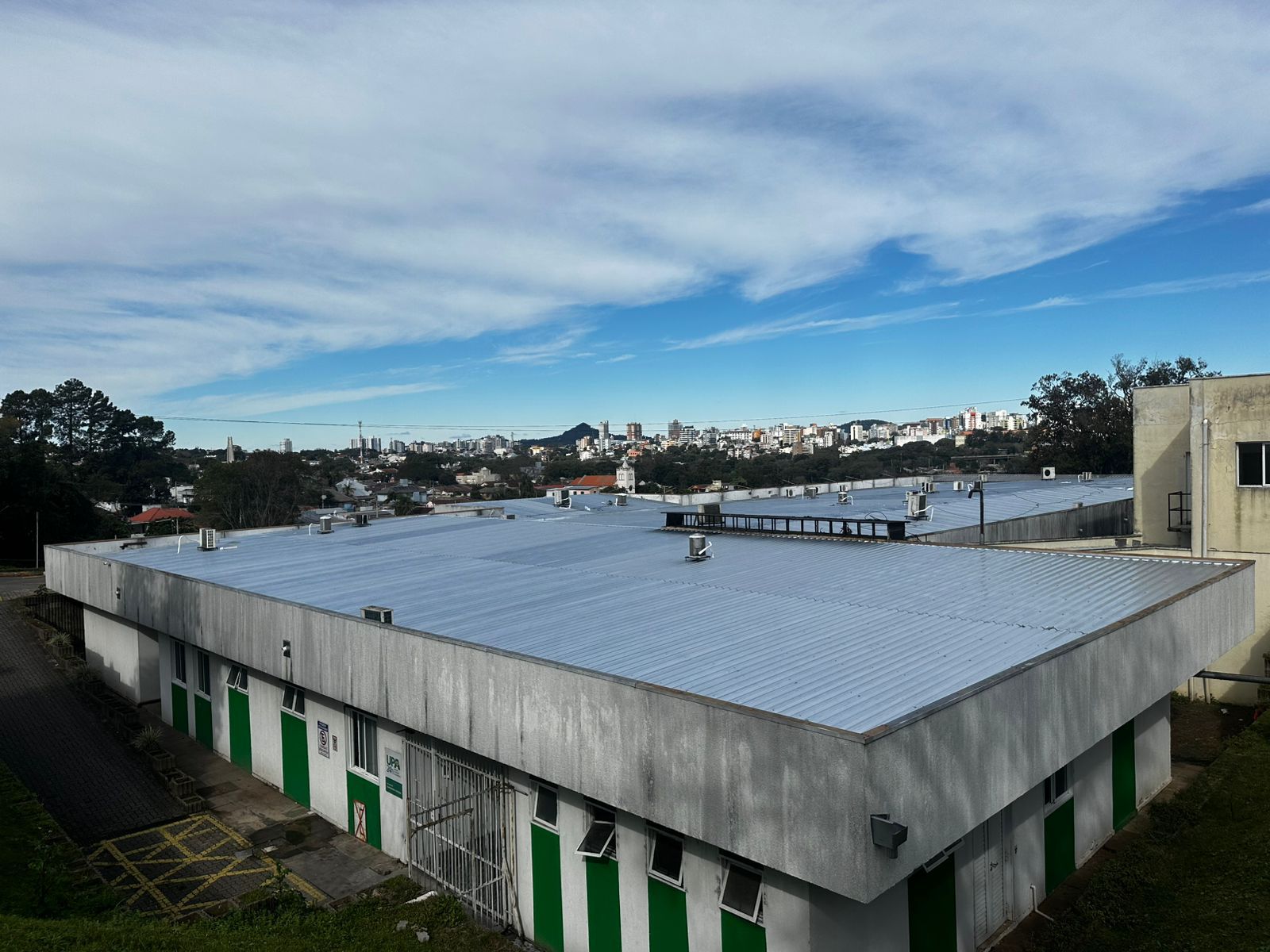 UPA 24h de Santa Maria ganha novo telhado e reforça compromisso com a saúde da população