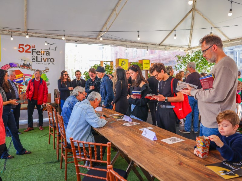 Lançamentos e atrações marcam a 52ª Feira do Livro de Santa Maria nesta semana