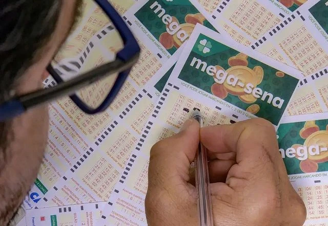 Mega-Sena acumula e chega a R$ 27 milhões; veja os números sorteados