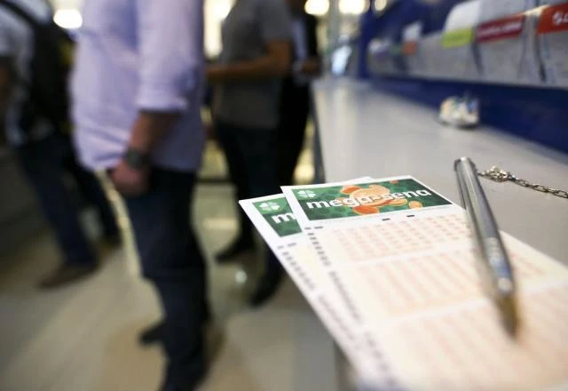 Resultado Mega-Sena 2.915: ninguém acerta dezenas e prêmio acumula para R$ 33 milhões; veja números