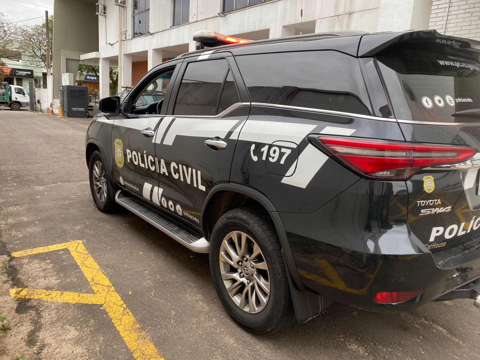 Três indivíduos são presos pela morte de aposentado no Bairro Noal