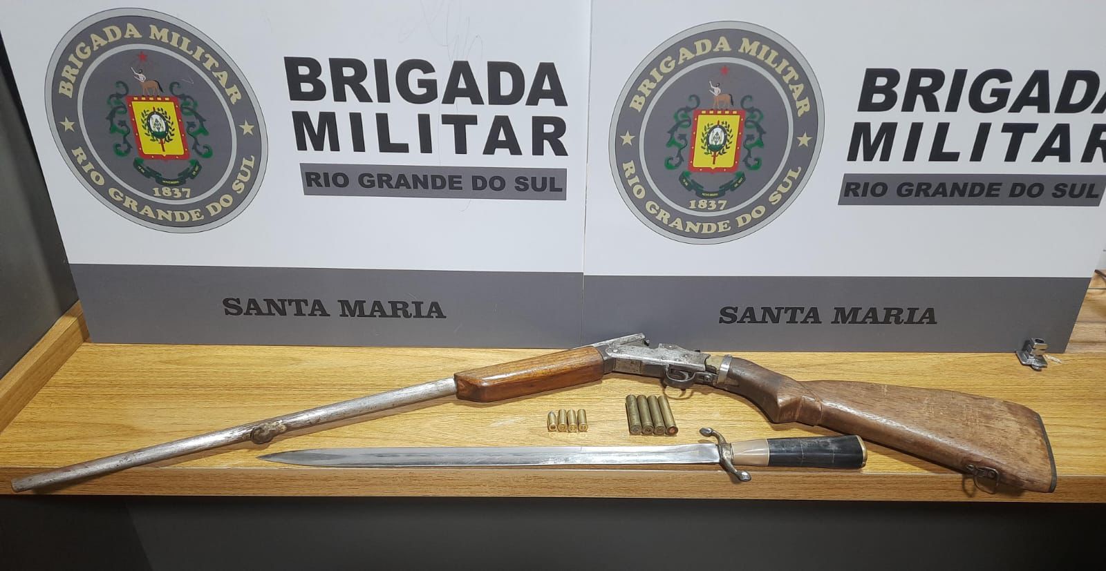 Homem é preso por porte ilegal de arma de fogo em Santa Maria