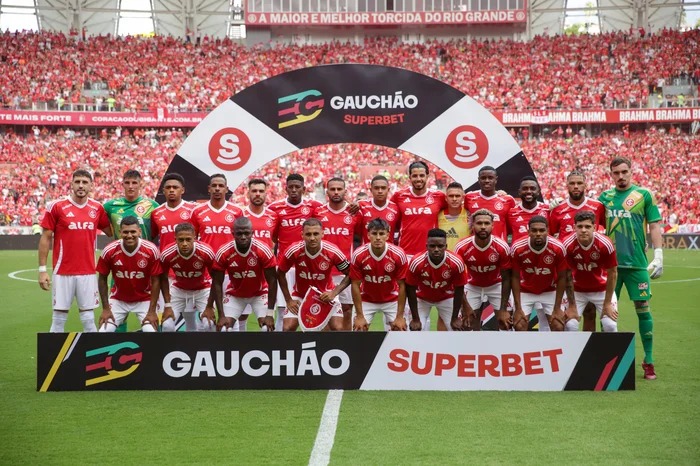 Com empate em Grenal no Beira-Rio, Inter reconquista o Campeonato Gaúcho após nove anos