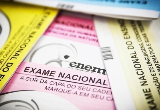 Estudantes têm até esta sexta (27) para pagar taxa de inscrição do Enem; veja como fazer