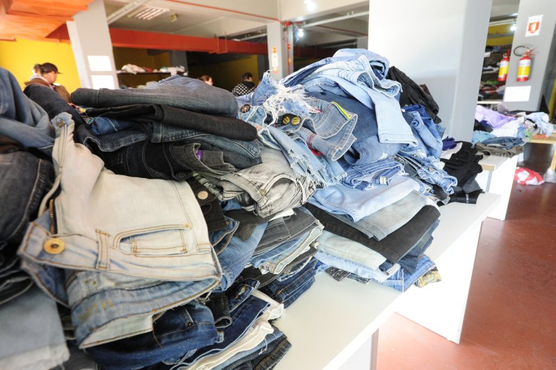 Campanha do Agasalho completa um mês e meio nesta semana com a arrecadação de aproximadamente 13 mil peças de roupa