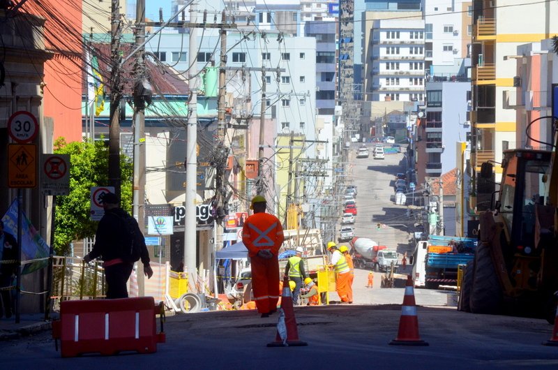 Rua Floriano Peixoto terá bloqueios entre quarta e sexta-feira em Santa Maria