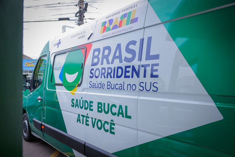 Unidade Odontológica Móvel divulga cronograma de atendimentos para setembro em Santa Maria