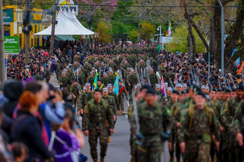 Santa Maria reúne cerca de 11,9 mil espectadores no desfile de 7 de Setembro