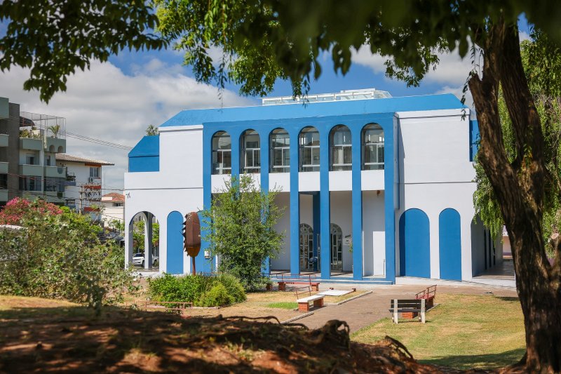 Biblioteca Pública Municipal Henrique Bastide promove programação especial no mês de abril